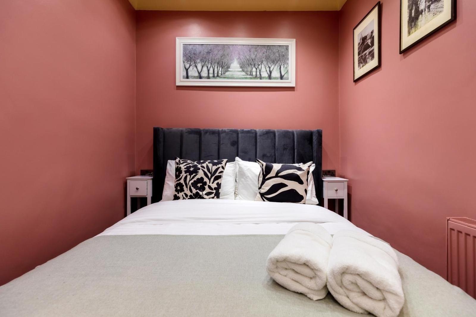 Stylish 2 Bedrooms Flat Sleeps 6 & Garden London Zone 2 Cls Central Eksteriør billede
