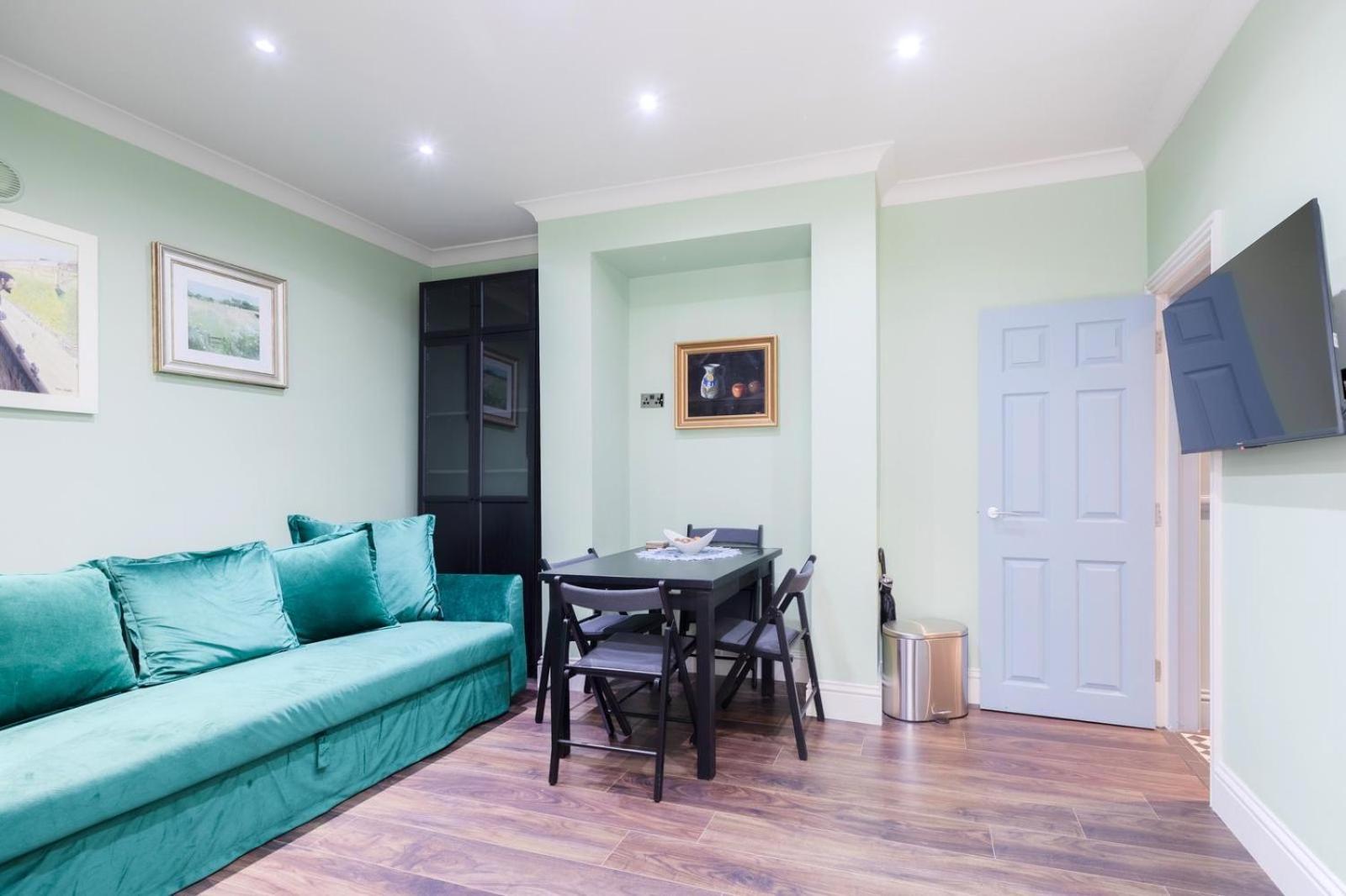 Stylish 2 Bedrooms Flat Sleeps 6 & Garden London Zone 2 Cls Central Eksteriør billede