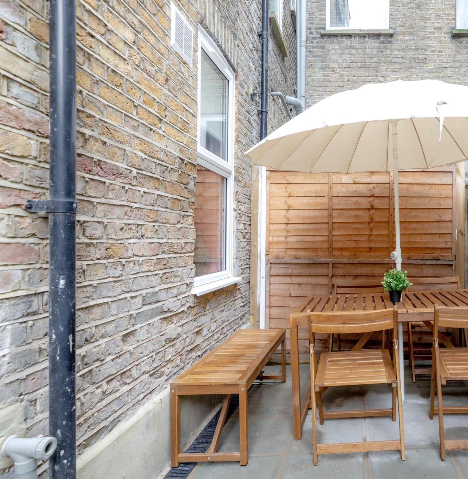 Stylish 2 Bedrooms Flat Sleeps 6 & Garden London Zone 2 Cls Central Eksteriør billede